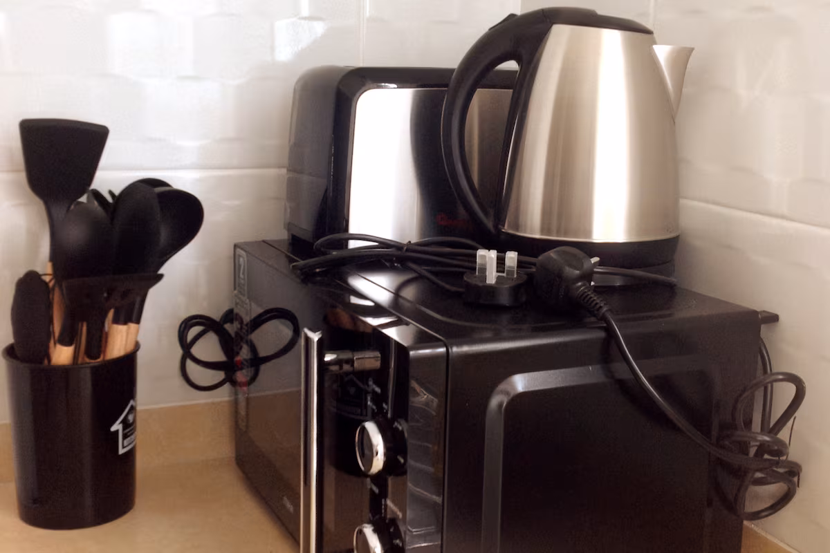 Full Kitchen
