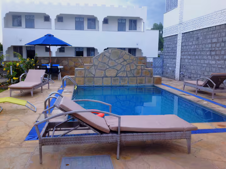 Infinity Swimming Pool